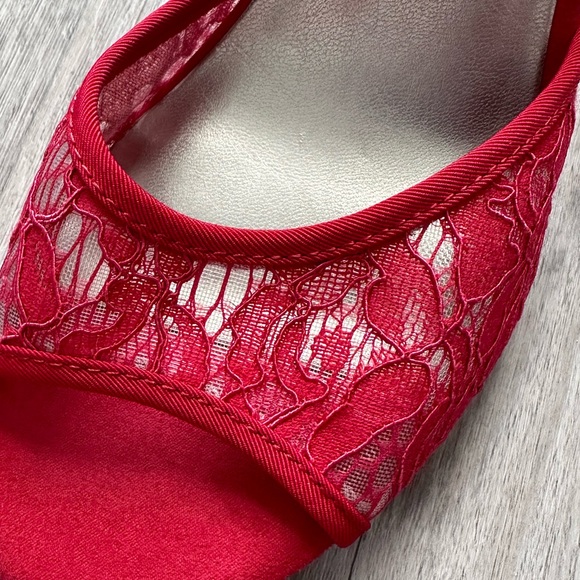 Nine West Y2K Women's Red Lace Mules Size 9.5 - Picture 11 of 11